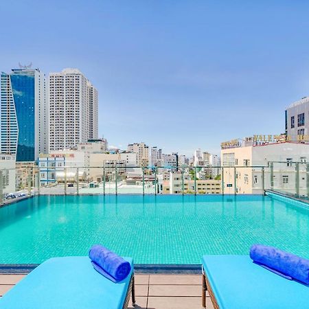 Celina Hotel & Apartment Da Nang Exterior foto