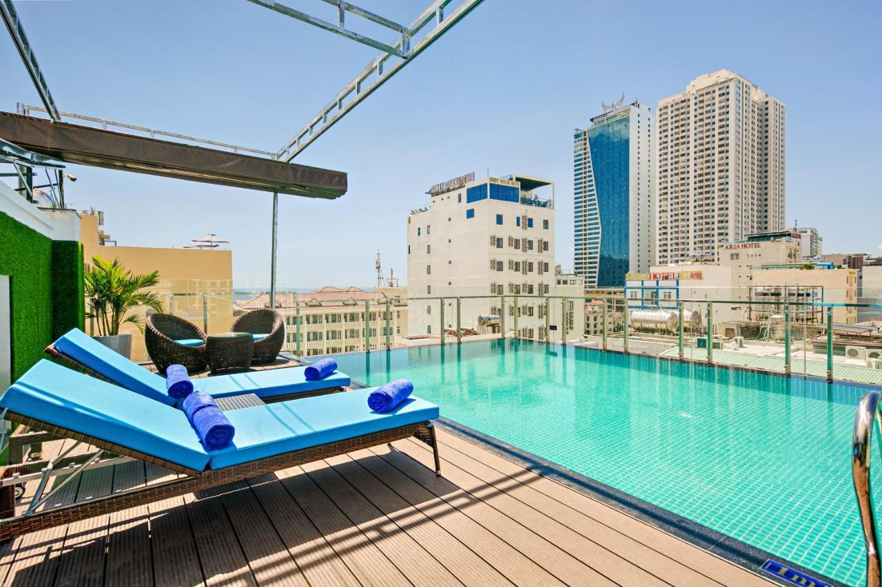 Celina Hotel & Apartment Da Nang Exterior foto